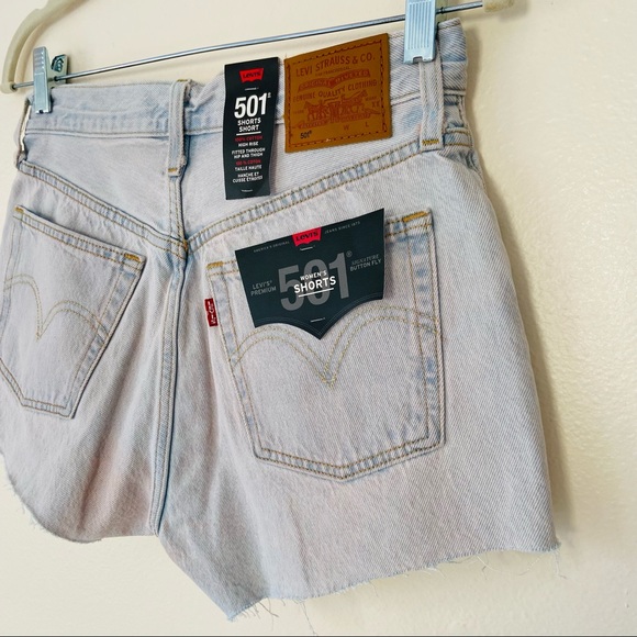New Levi’s 501 High waisted light wash denim button fly shorts jean cutoff - Picture 10 of 12
